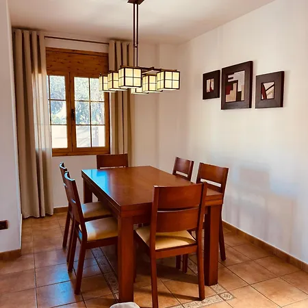 Elena Villa Riumar